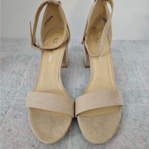 CL by Laundry Jody Ankle Strap Sandal Women’s Wide Width Nude